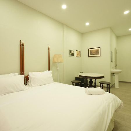 Hidden Dragon X Yaowarat Road Apartment Bangkok Exterior photo