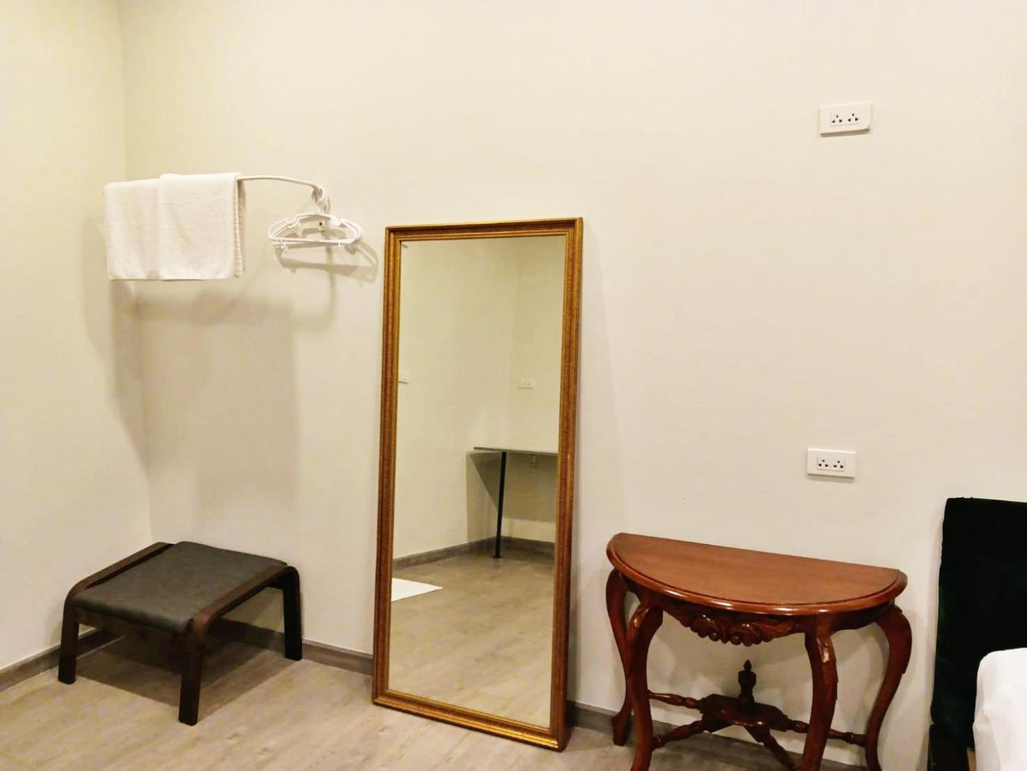 Hidden Dragon X Yaowarat Road Apartment Bangkok Exterior photo